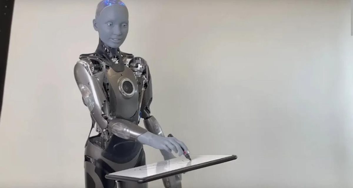 Bos Superbank Tegaskan: AI Tidak Bisa Menggantikan Manusia