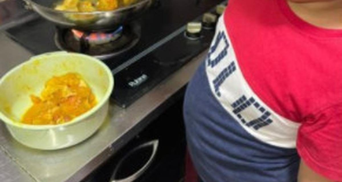 Bocah Di China 14 Tahun Tunjukkan Skill Memasak Profesional