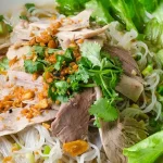Menu Bihun Bebek Sajian Kuliner Yang Pas Untuk Berbuka Puasa