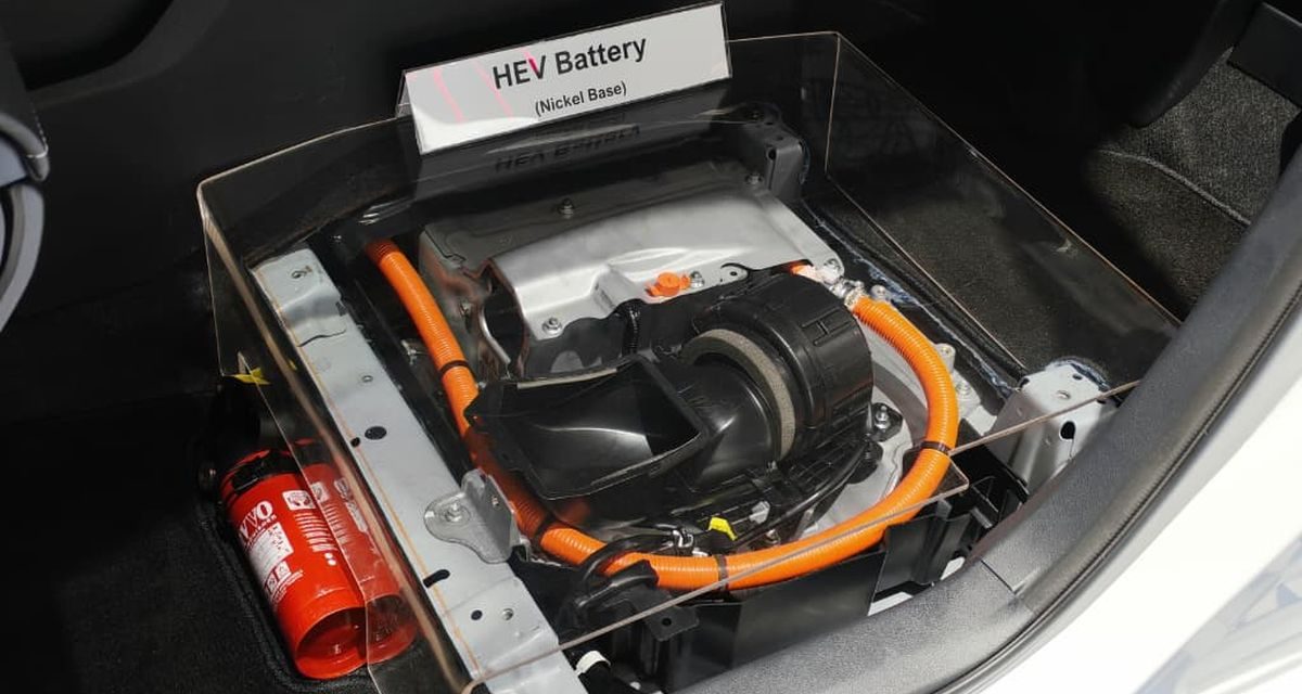 Rahasia Efisiensi New Veloz Hybrid EV, Baterai Jadi Penentu