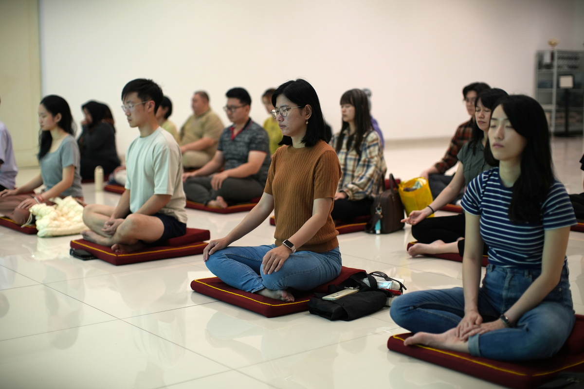 Praktik Meditasi