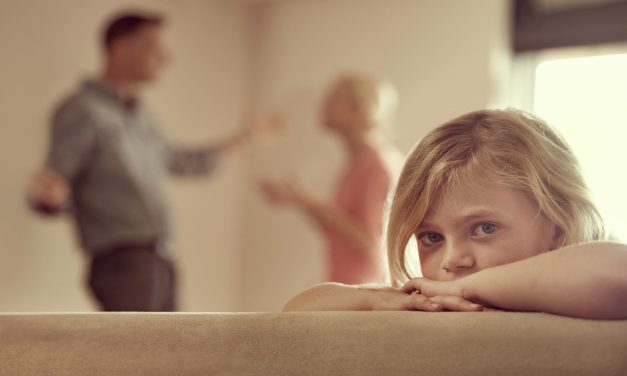 Tips Mengatasi Trauma Anak Akibat Kondisi Broken Home