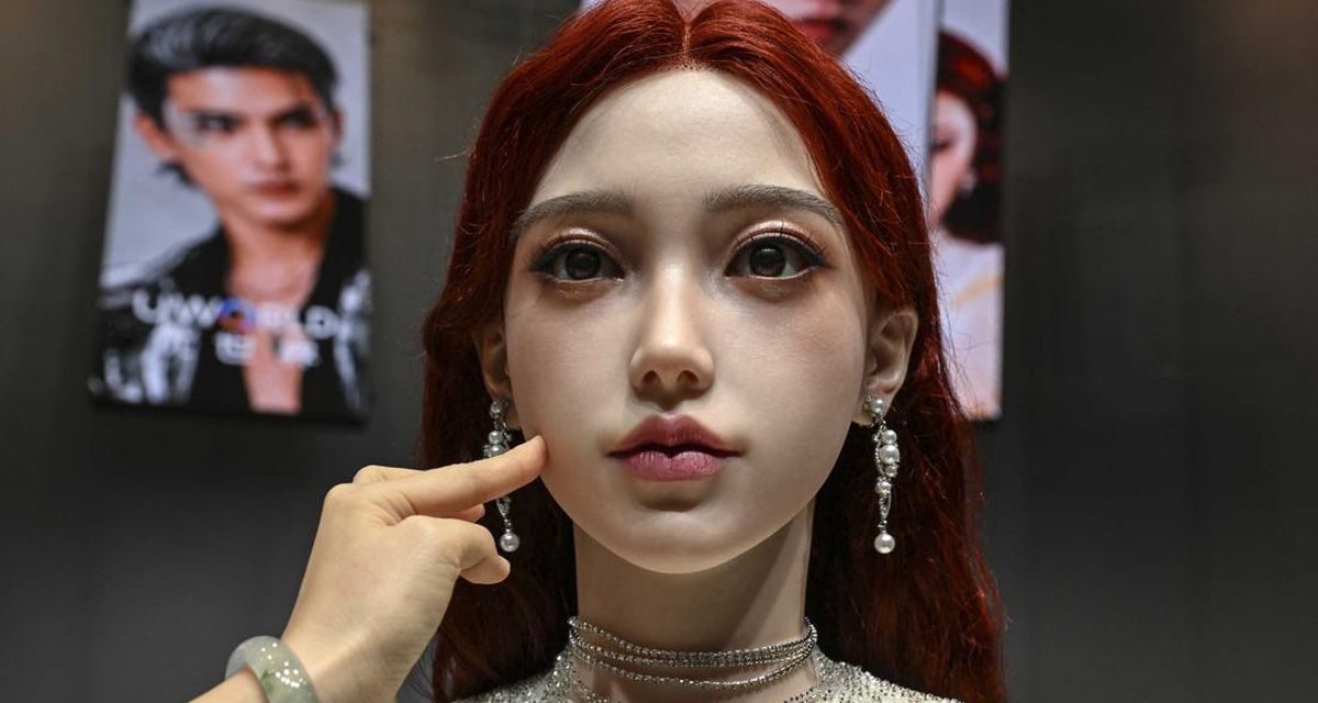 Robot Berwajah Cantik China Bukti Pesatnya Teknologi Humanoid