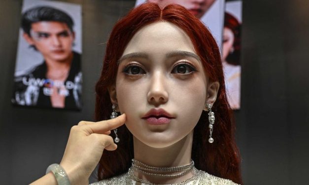 Robot Berwajah Cantik China Bukti Pesatnya Teknologi Humanoid