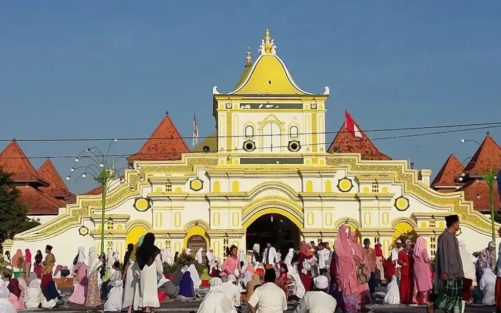 Wisata Religi Di Nusantara, Destinasi Spiritual Yang Digemari
